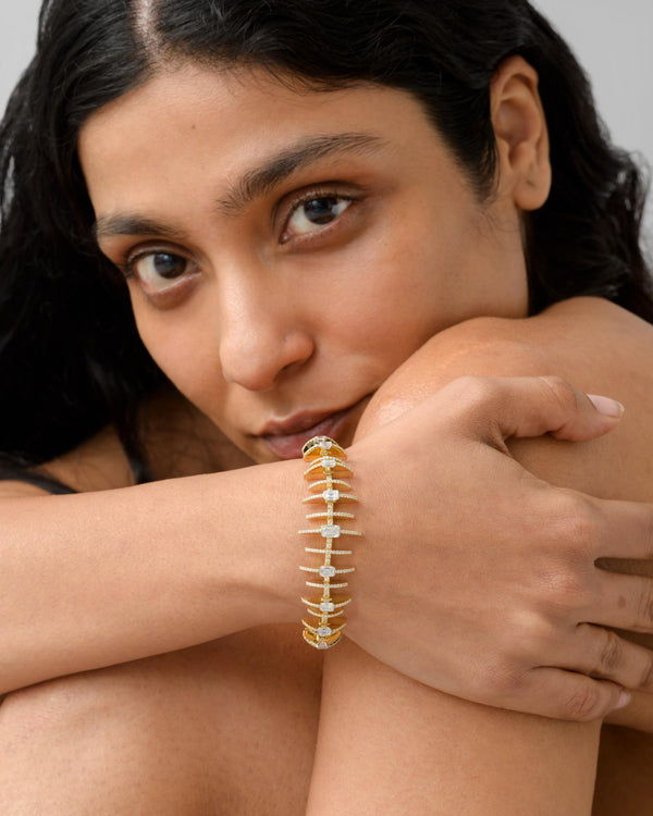 Godna Line Bracelet