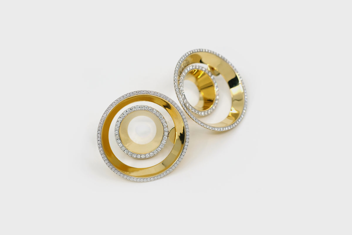Vessel Overlapping Earrings - Studio Renn