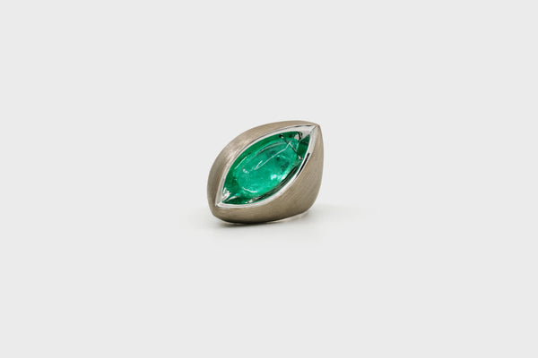 Seed-Leaf Emerald Glow Ring - Studio Renn