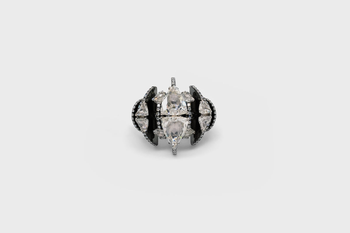 Godna Triangle Ring - Studio Renn