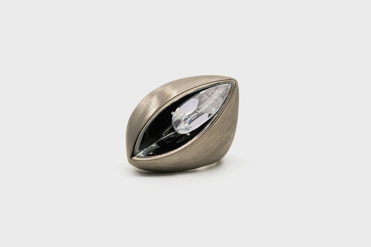 Seed-leaf Diamond Diagonal Ring - Studio Renn