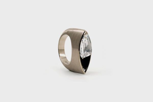Seed-leaf Diamond Ring - Studio Renn