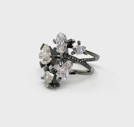Cacti Antique-Cut 5-Scatter Ring